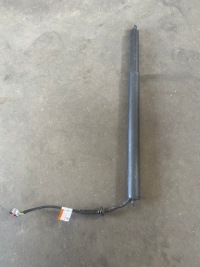 фото thumb №1, Range rover velar привод крышки j8a2-70354-ac