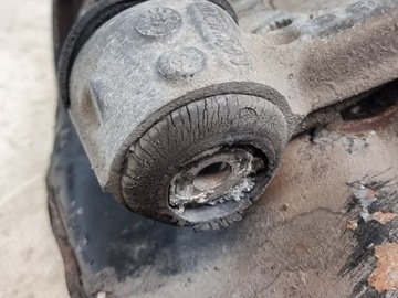 фото thumb №7, Поворотный кулак левый зад audi a6 c6 2.0tdi 05r