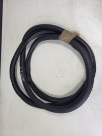 фото thumb №1, Peugeot 308 t9 прокладка кузовная дверь левый перед