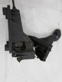 фото thumb №8, Peugeot 208 выборщик тросы переключения передач