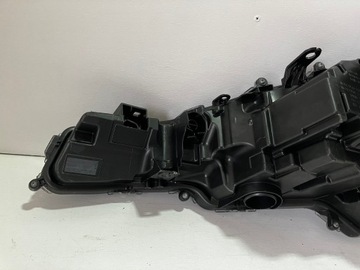 фото thumb №12, Corolla e21 лампа права перед повний led голий