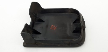 фото thumb №10, Toyota avensis t22 заглушка лампы галоген галоген правая