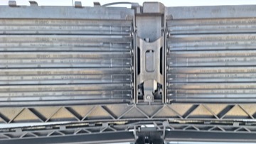 фото thumb №8, Mercedes a w177 жалюзи верхняя i нижняя комплект оригинал