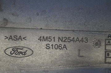 Накладка на стойку задней левой двери Ford Focus MK2 Kombi