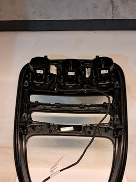 фото thumb №10, Панель средний dekor туннель решётки mercedes w205 a2056803208