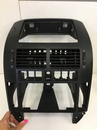 фото thumb №2, Рамка радіо кишеня радіо консоль середня vw polo 9n fl lift 2001-2009