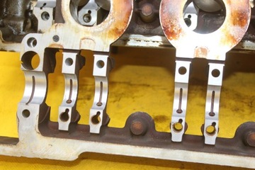 фото thumb №10, Головка audi a4 b6 b7 vw passat b5 2.0 b alt 06b103373am 06b103127p