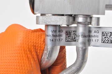 фото thumb №8, Bentayga audi q7 4m 4.0 tdi шланг кондиционера клапан расширительный 4m0816725