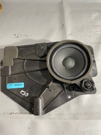 фото thumb №1, Динамик задняя volvo c30 i 31252251