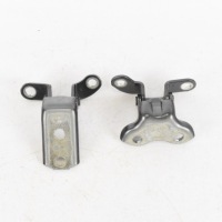 фото thumb №1, Петли дверь правый задняя toyota c-hr ii prius iv camry auris yaris 3 aygo x