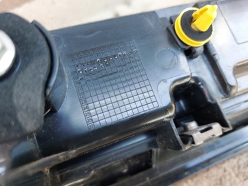 фото thumb №11, Лампа накладка led кришки зад range rover velar 19r l560