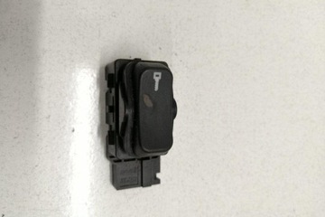 фото thumb №1, Кнопка centralengo замка saab 9-5 estate ys3e 4617593 3.0l дизель 130kw