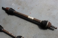 фото thumb №1, Peugeot 207 1.6 120km приводной вал правая сторона перед