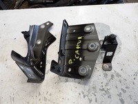 фото thumb №1, Кріплення крила праві renault captur ii