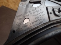 фото thumb №12, Стекло задняя левая opel corsa f 9829473680