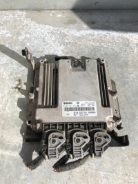 фото thumb №1, Блок управления двигателя latitude 2.0 dci 237100966r