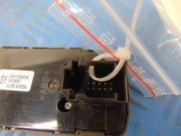 фото thumb №5, Opel signum 1.9dti переключатель стекло 09185954