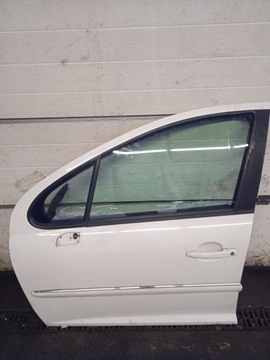 фото thumb №1, Peugeot 207 рестайлинг hb дверь левая перед