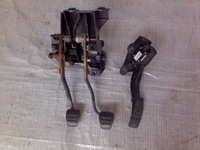 фото thumb №1, Педаль гальма газу зчеплення mustang частини