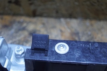 фото thumb №6, Audi a3 8p рестайлінг накладка ручка кришки зад мікровимикач