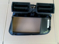 фото thumb №3, Рамка дисплея 1284824 volvo xc60 e