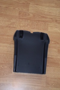 фото thumb №3, Корпус накладка гумовий елемент бардачка volvo c30 lift r2011