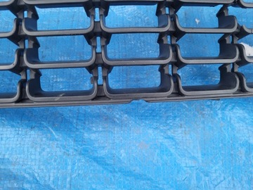 фото thumb №10, Запчастини astra j решітка решітка середня бампера перед 13266567