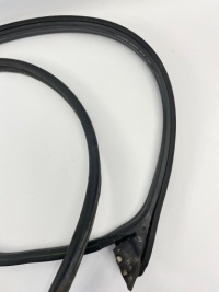 фото thumb №9, Прокладка гумовий двері правий перед права передня mercedes w124 sedan kombi