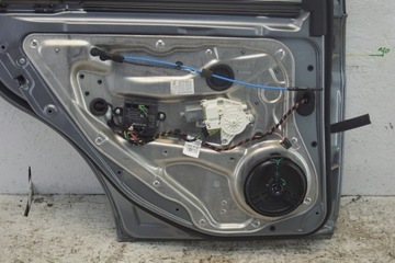 фото thumb №15, Дверь левый зад mercedes c w204 sedan