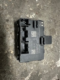 фото thumb №1, Модуль двері audi a4 a5 b9 8w0959595e