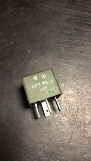 фото thumb №1, Реле bmw 5 e28 1373156