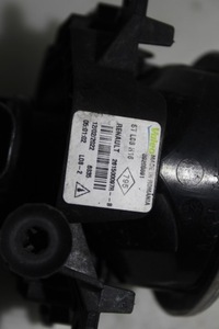 фото thumb №4, Протитуманна фара правий dacia logan iii