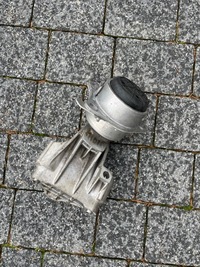 фото thumb №1, Кронштейн подушка двигателя alfa romeo stelvio 20r.