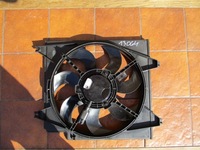 фото thumb №1, Kia carens ii 2.0 crdi вентилятор радиатора