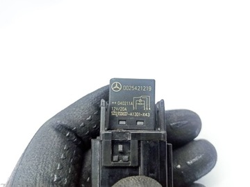 фото thumb №12, Mercedes-benz clk a209 c209 2003 реле