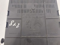 фото thumb №5, Citroen c5 2009 рамка / модуль предохранителей