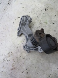 фото thumb №2, Кронштейн кронштейн генератора clio iv 0.9 tce