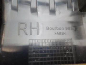 фото thumb №8, Toyota avensis t27 2011r. 2.0 d4d решётка воздуховод средняя 55670-05090