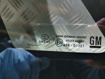 ЗАДНЕЕ СТЕКЛО КУЗОВА ЛЕВОЕ OPEL GRANDLAND X