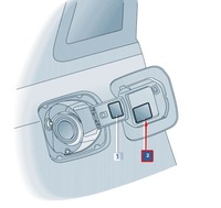 фото thumb №1, Audi a6 c8 unleaded бензин знак 8e0010185d