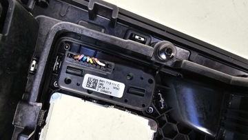 фото thumb №9, Audi a4 b9 рамка панель середній mmi гальмо 8w1864261c eu