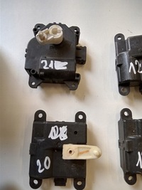 фото thumb №11, Модуль реле датчик моторчик nissan 350z infiniti g37 g35