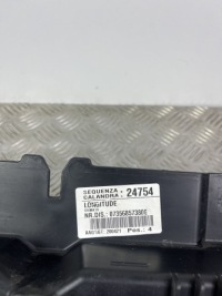2019 jeep compass накладка радіатора 07356857380e Недорого, фото thumb
