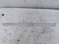 фото thumb №1, Хром logo молдинг правый перед peugeot 508 ii