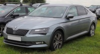 фото thumb №9, Skoda superb 3 iii 2015- капот крышка двигателя - czarna - ładna - 3v0823155