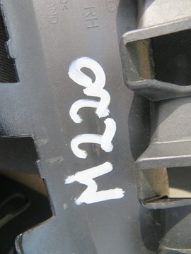 фото thumb №14, Volvo xc60 ii правая решётка заглушка бампера перед