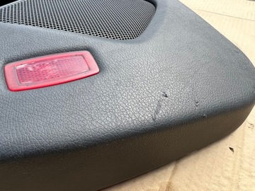 фото thumb №10, Mercedes w117 w176 боковина обивка дверь левый зад кожа оригинал