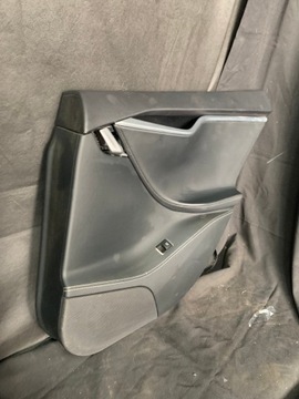 фото thumb №9, Tesla s оббивка двері боковина праві 1008105-00-k
