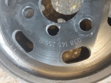 фото thumb №10, Audi a4 b8 a5 8t колесо насоса усилителя 038145255b