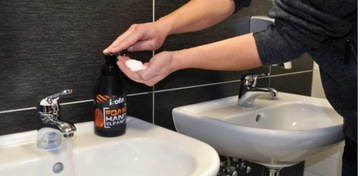 AKTYWNA PIANA DO MYCIA RĄK ISOFA FOAM 500G SOLO